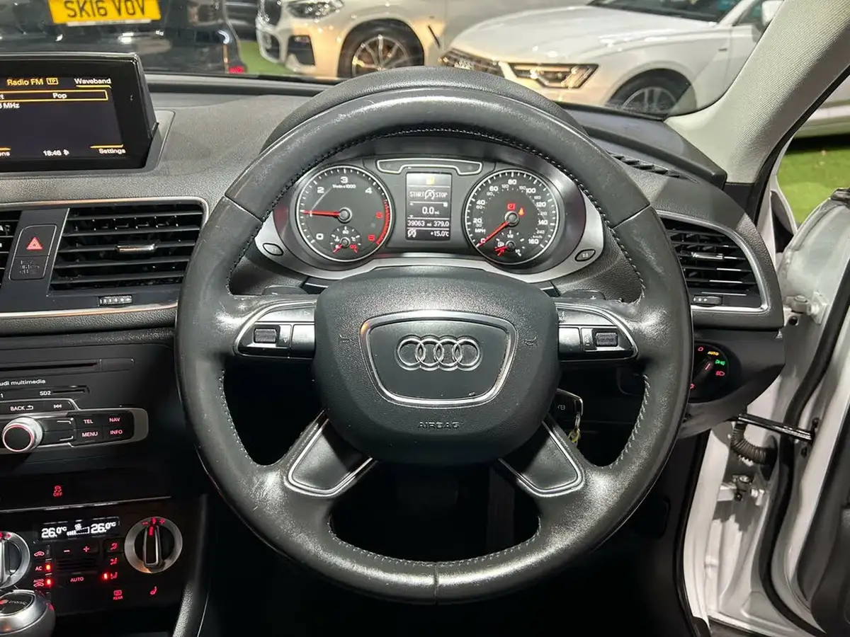 2013-audi-q3-20td-se-quattro-177ps-s-tronic-big-15