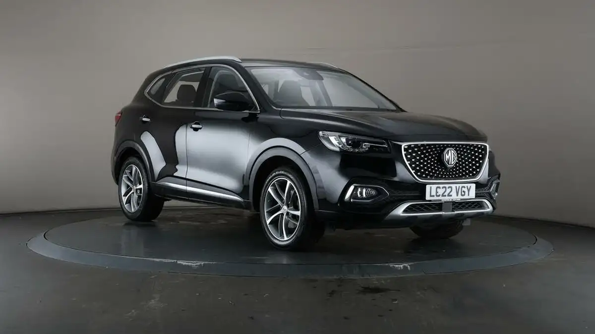 2022-mg-hs-15t-gdi-exclusive-162ps-big-44
