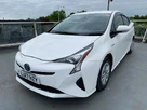 2017-toyota-prius-small-2