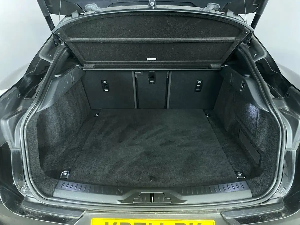 2021-jaguar-i-pace-ev400-black-big-12