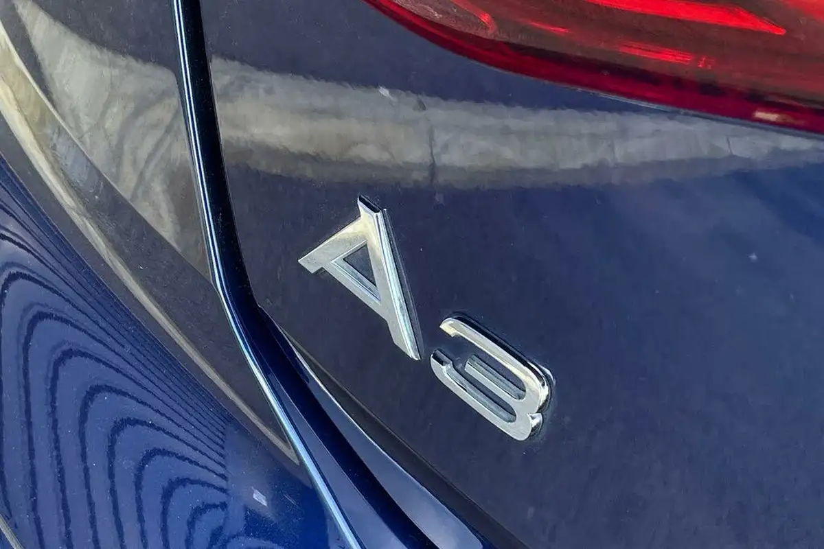 2023-audi-a3-20-35-tdi-s-line-sportback-5d-big-23