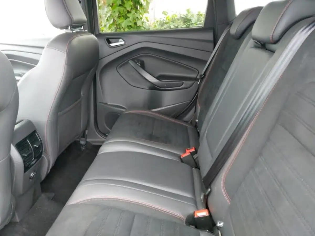 2019-ford-kuga-20tdci-st-line-150ps-ss-big-5