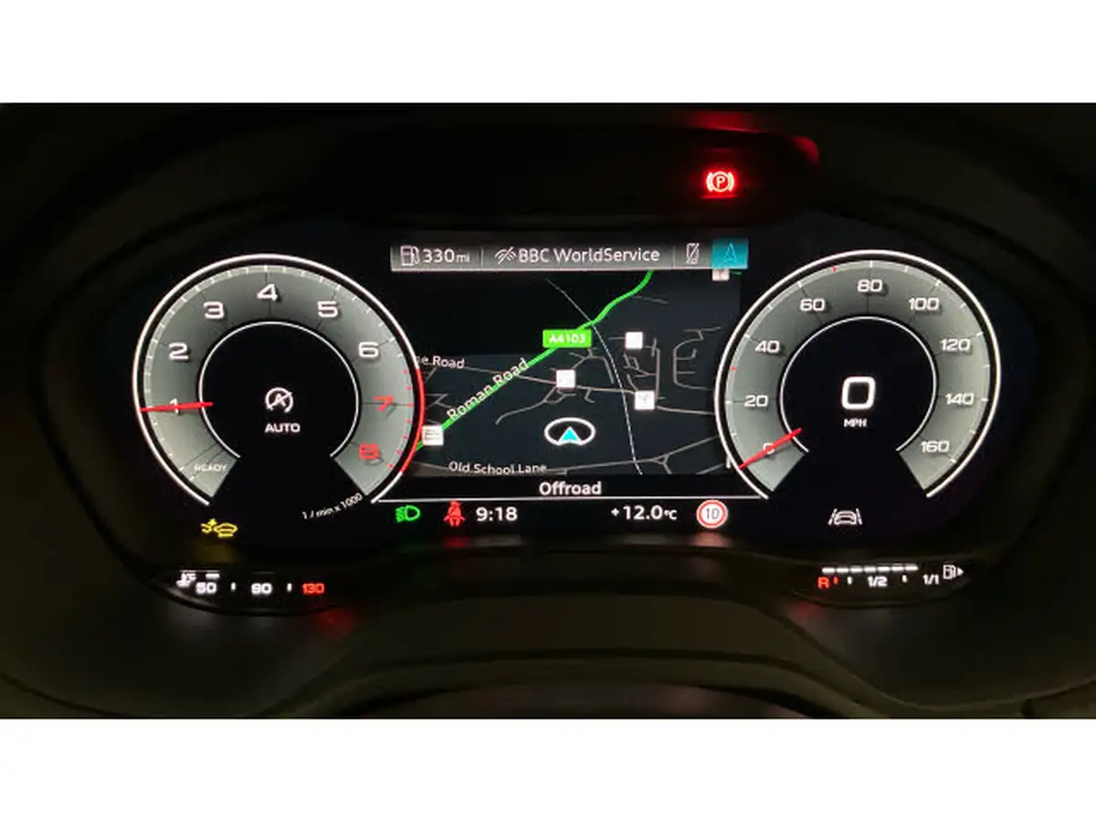 2024-audi-q2-10-30-tfsi-s-line-116ps-big-10