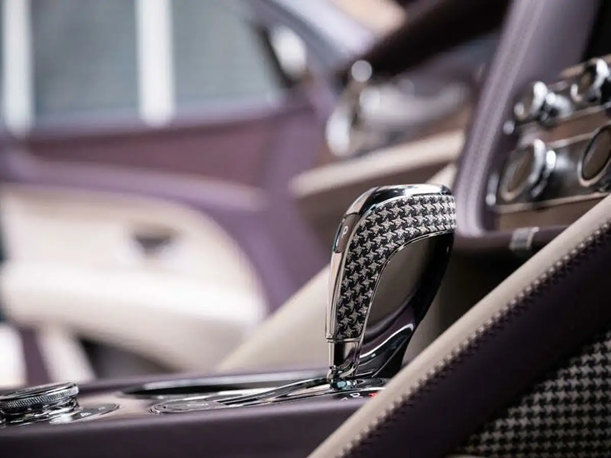 2023-bentley-bentayga-40-v8-extended-wheelbase-azure-big-48