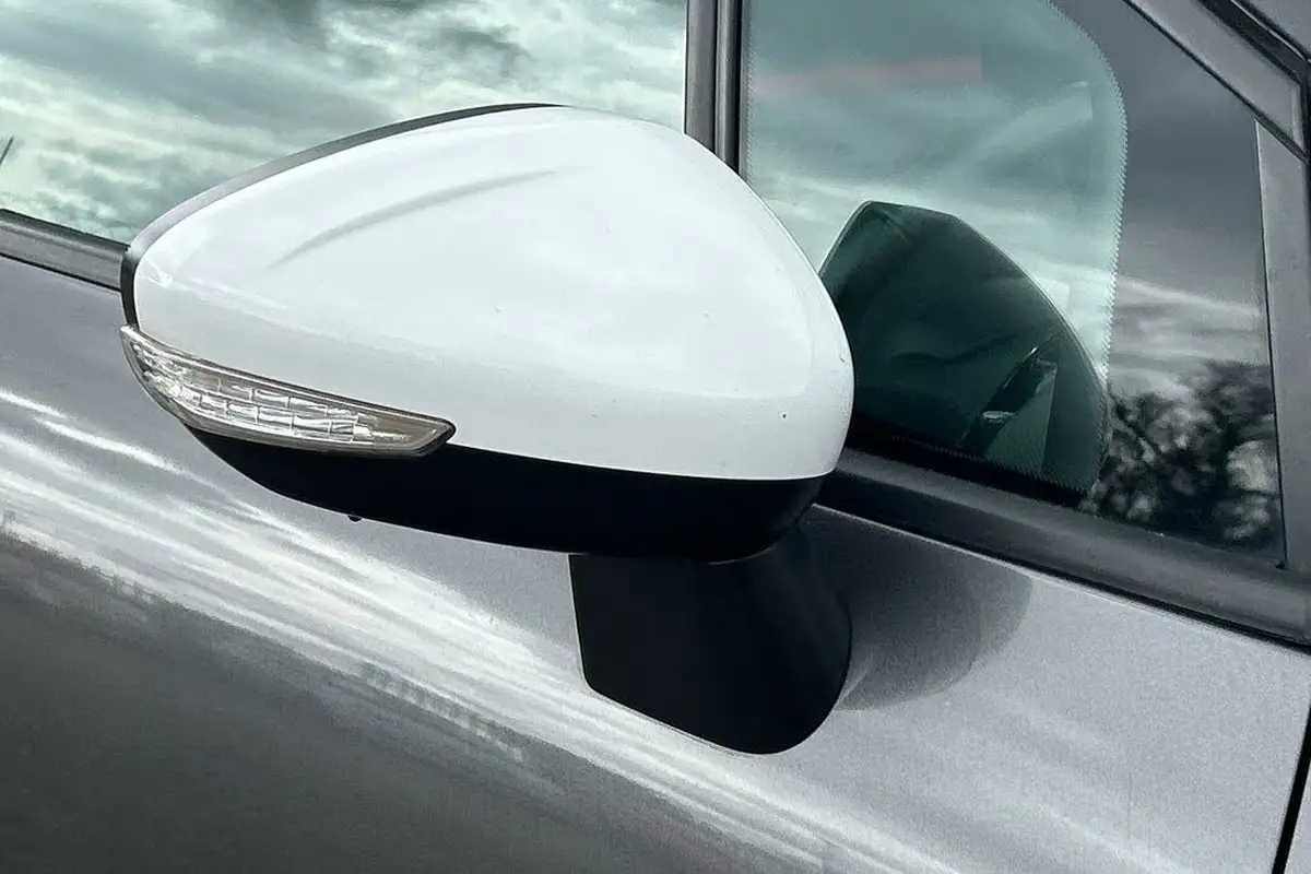 2020-citroen-c3-aircross-15bluehdi-flair-big-28