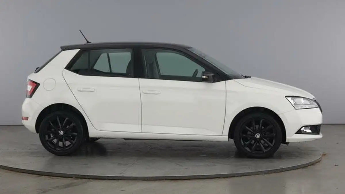 2019-skoda-fabia-10-tsi-colour-edition-big-3