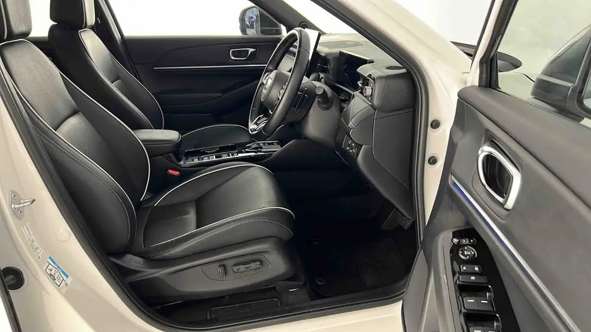 2024-honda-eny1-e-advance-big-14