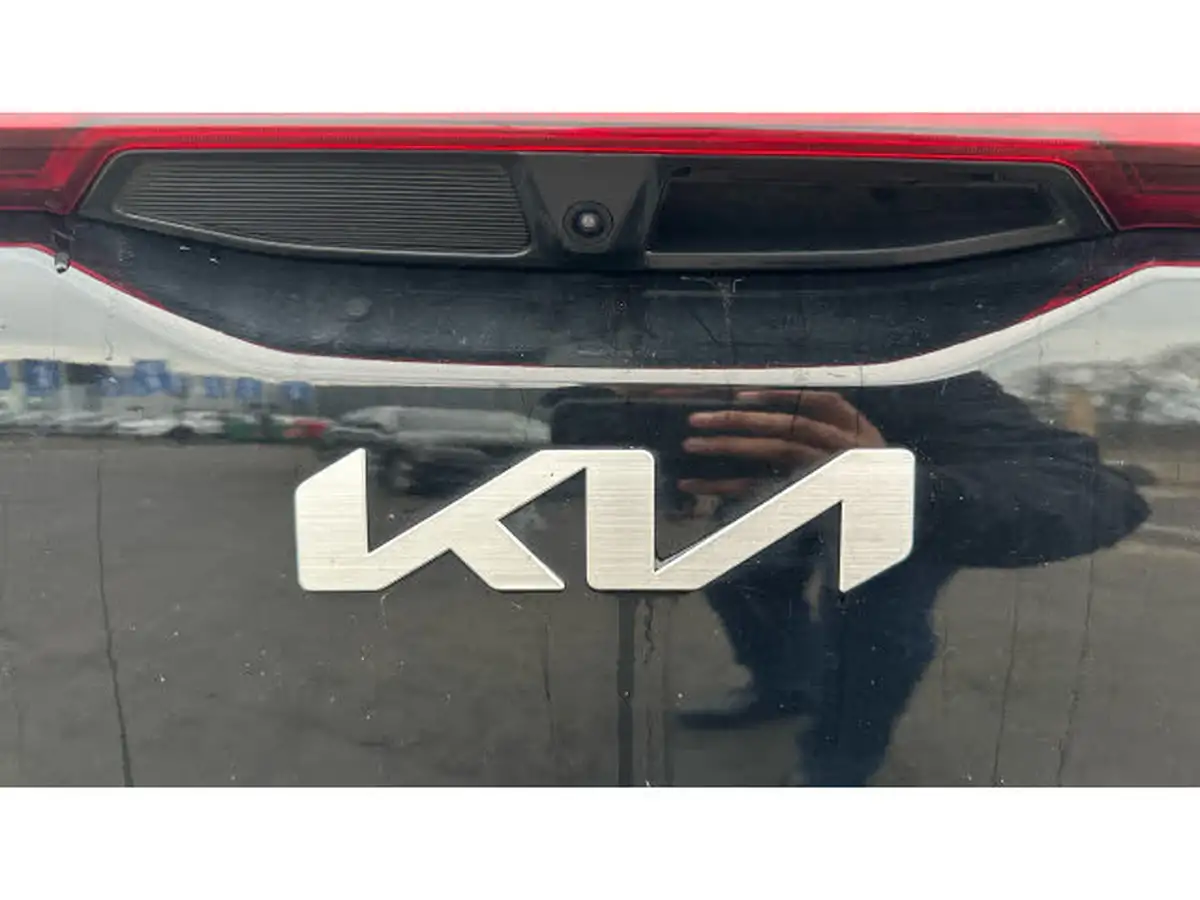 2024-kia-picanto-10-2-big-35