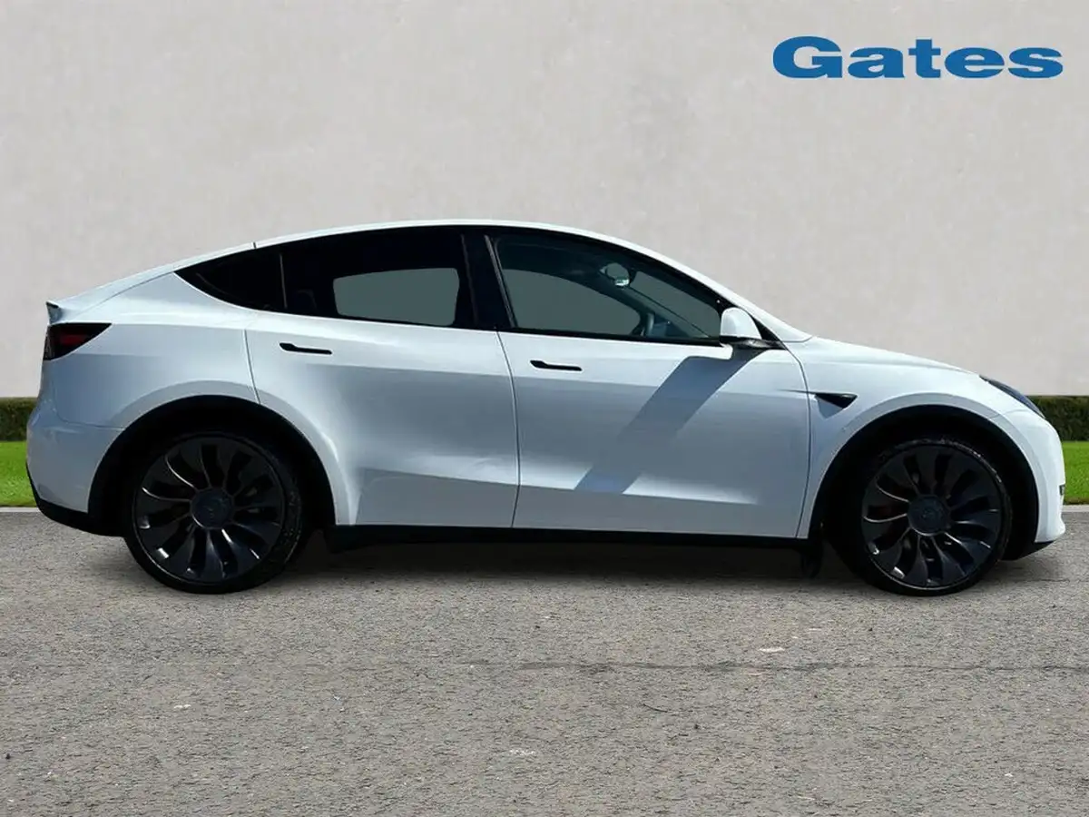 2023-tesla-model-y-e-performance-big-7