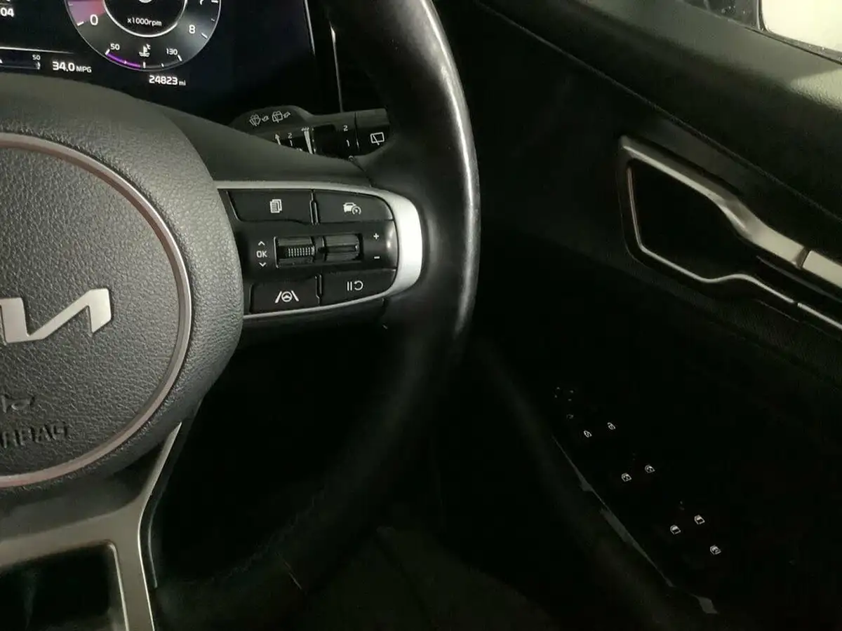 2022-kia-sportage-16-t-gdi-launch-edition-big-15
