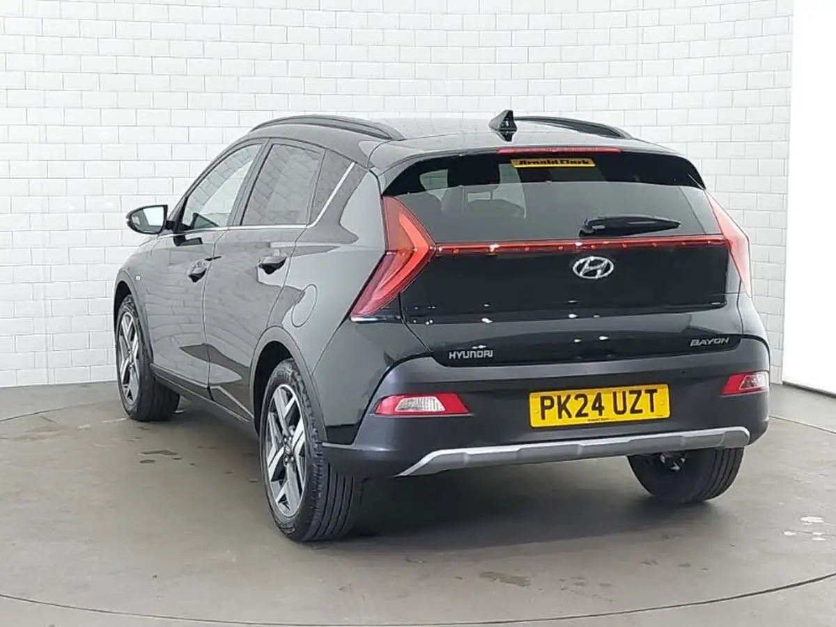 2024-hyundai-bayon-10-t-gdi-premium-100ps-48-volt-mhev-dct-big-1