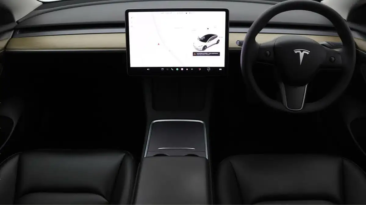 2021-tesla-model-3-e-long-range-4x4-big-12