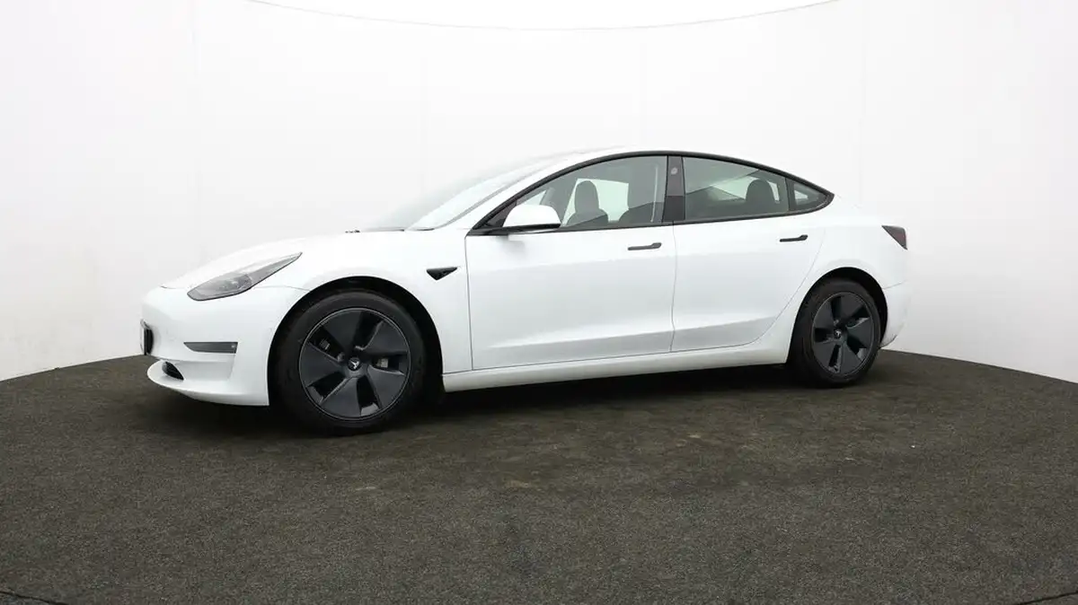 2021-tesla-model-3-e-long-range-4x4-big-57