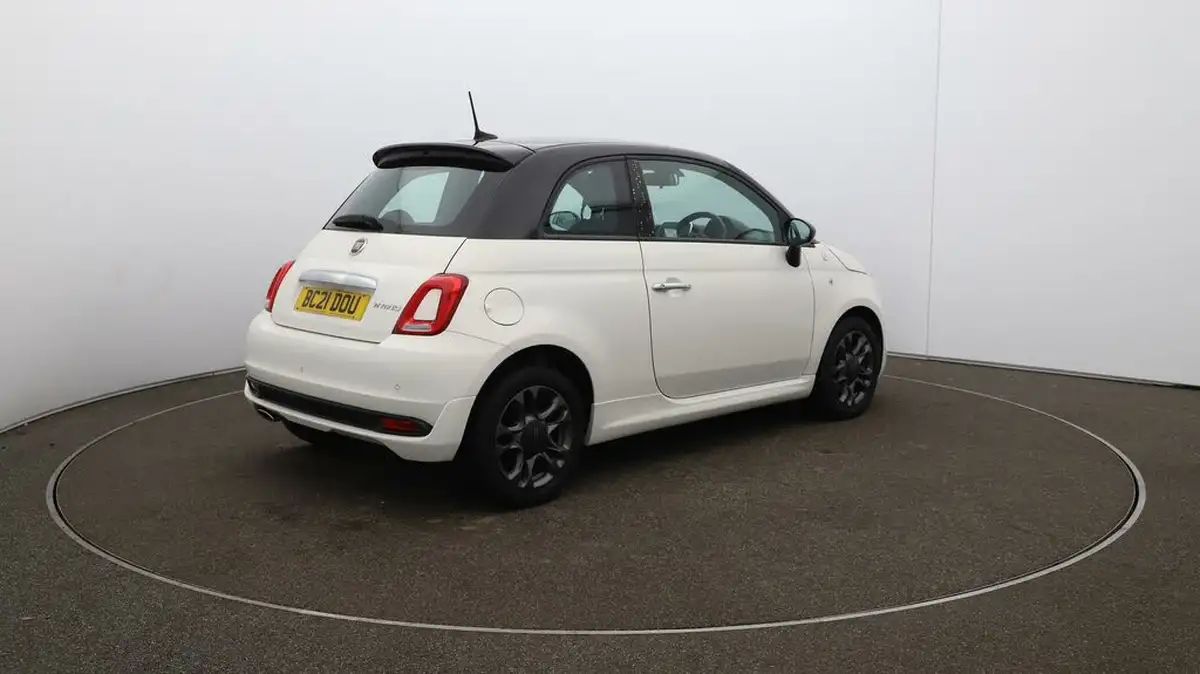 2021-fiat-500-10-hey-google-big-43