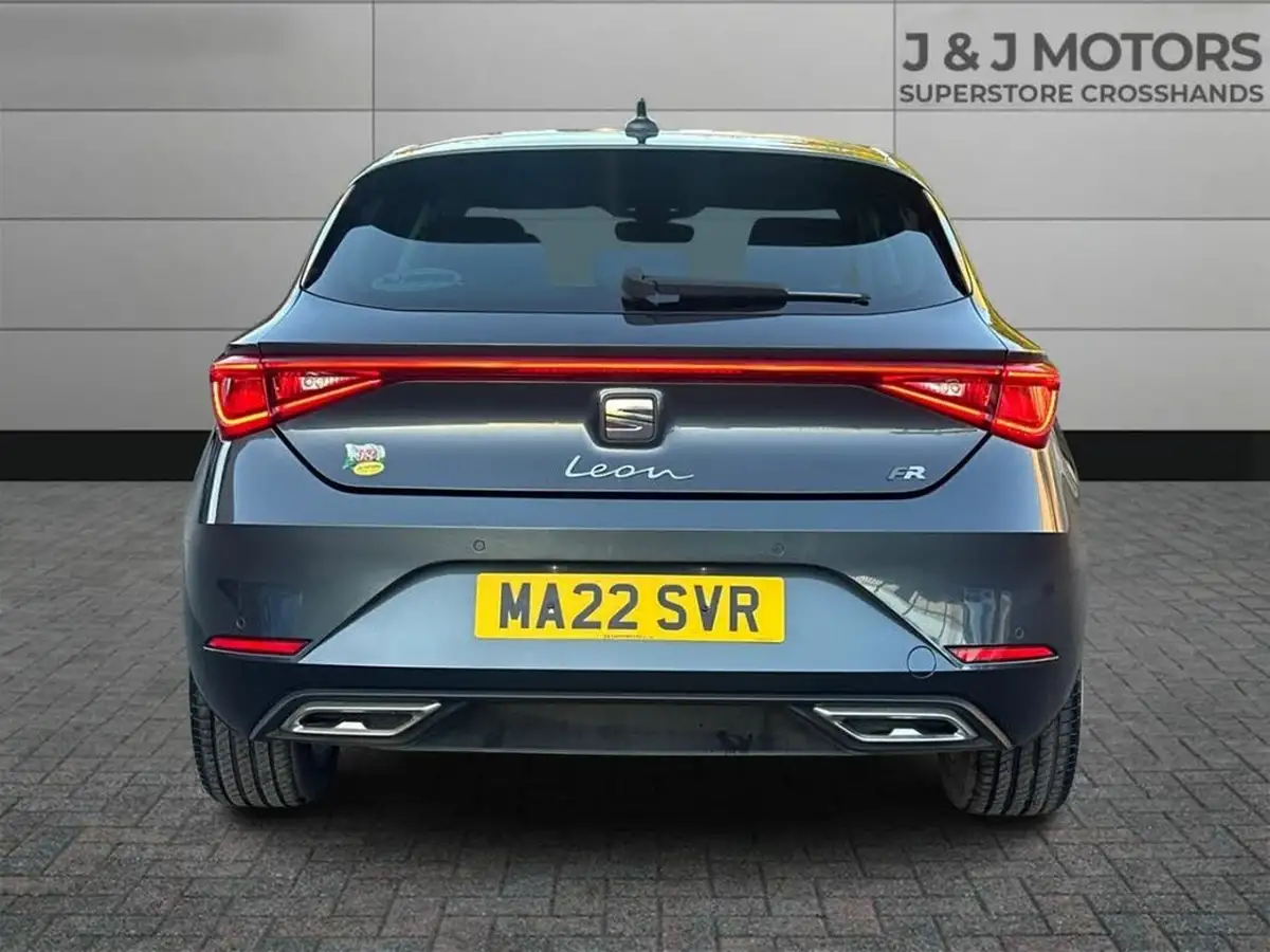 2022-seat-leon-10-tsi-evo-fr-hatchback-big-3