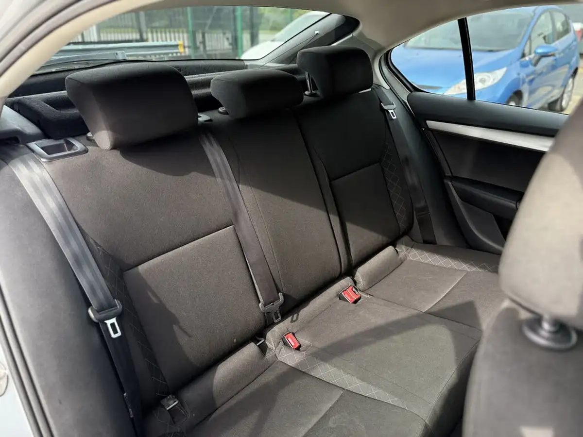 2020-skoda-octavia-10-tsi-s-hatchback-big-24