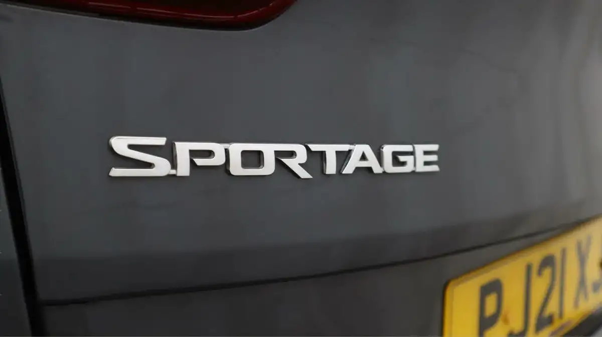 2021-kia-sportage-16-gdi-2-big-20