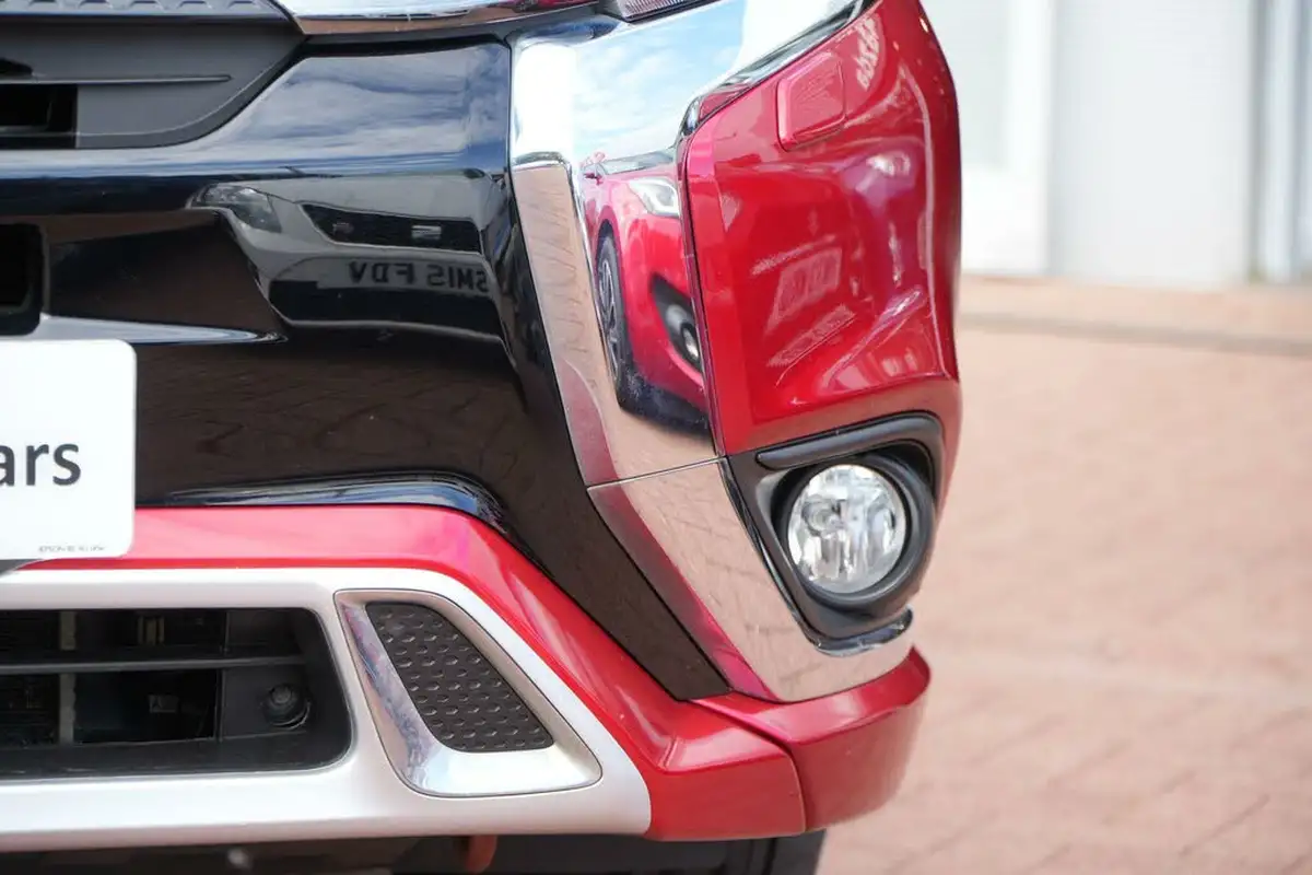 2021-mitsubishi-outlander-24-dynamic-phev-big-55