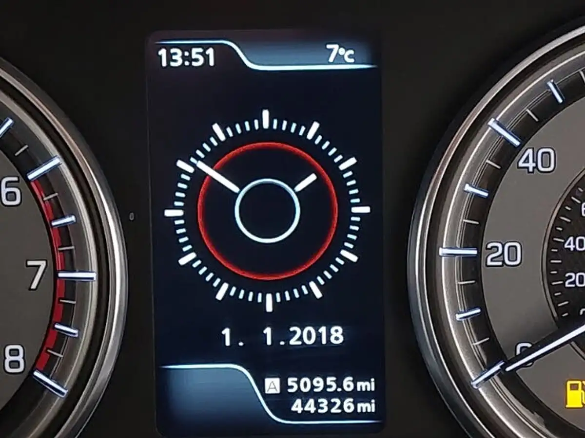 2019-suzuki-vitara-10-boosterjet-sz4-big-10