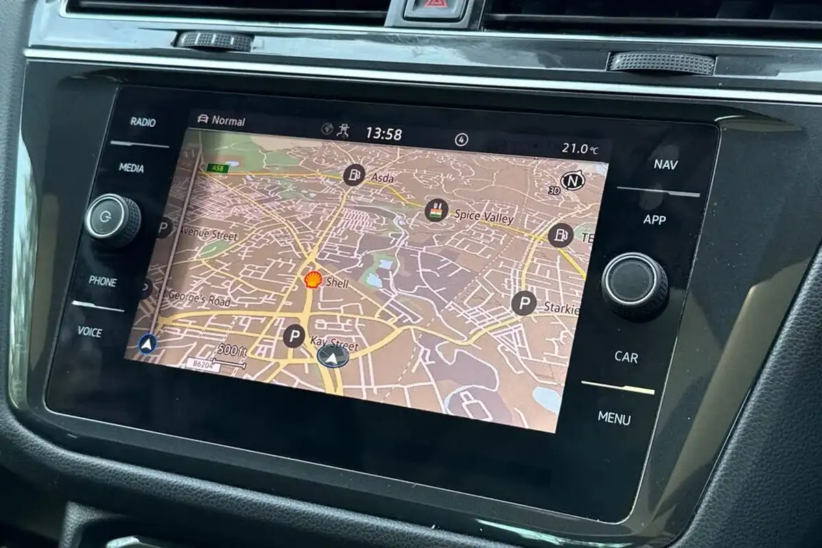 2022-volkswagen-tiguan-15-tsi-elegance-big-16