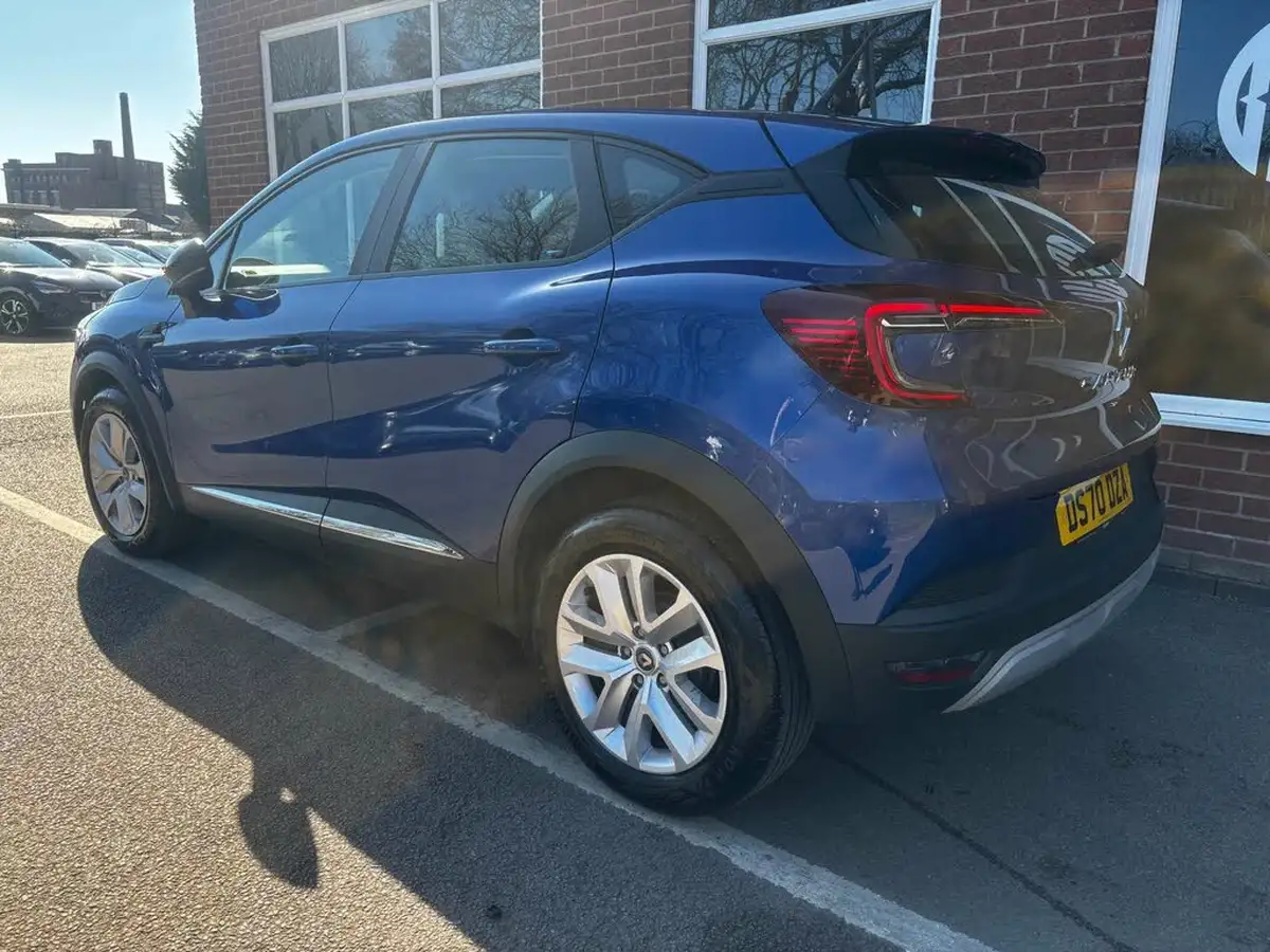 2020-renault-captur-10-tce-play-100bhp-big-5