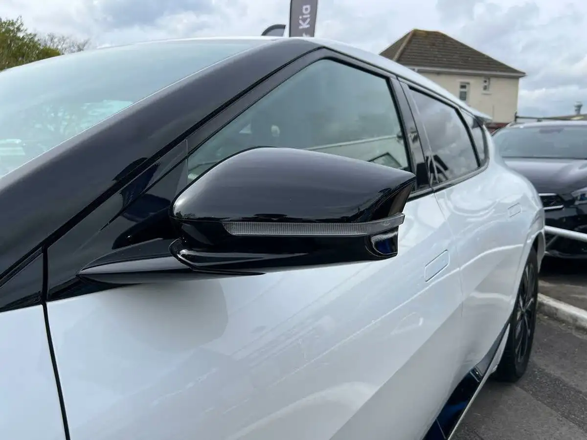 2022-kia-ev6-e-gt-line-320bhp-awd-heat-pump-big-23