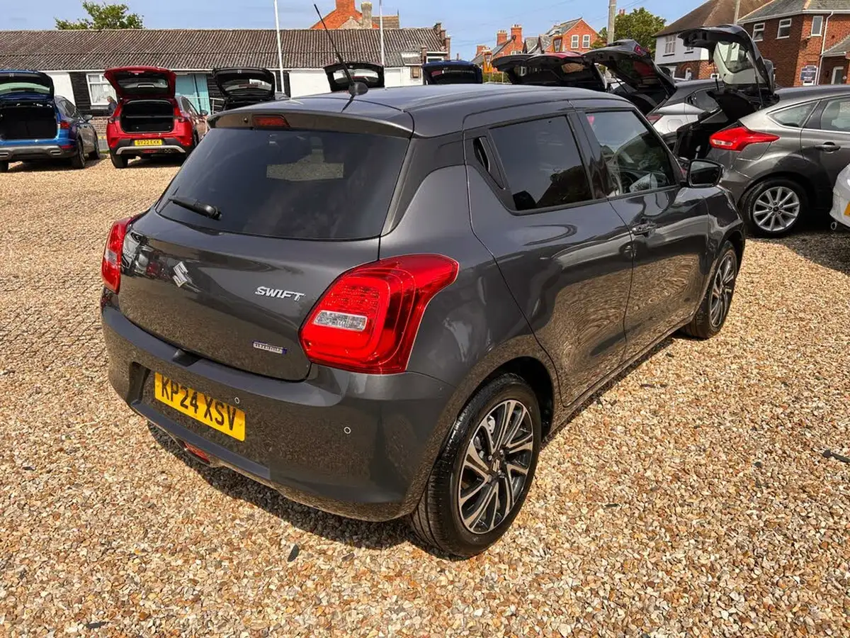 2024-suzuki-swift-12-dualjet-sz5-big-5