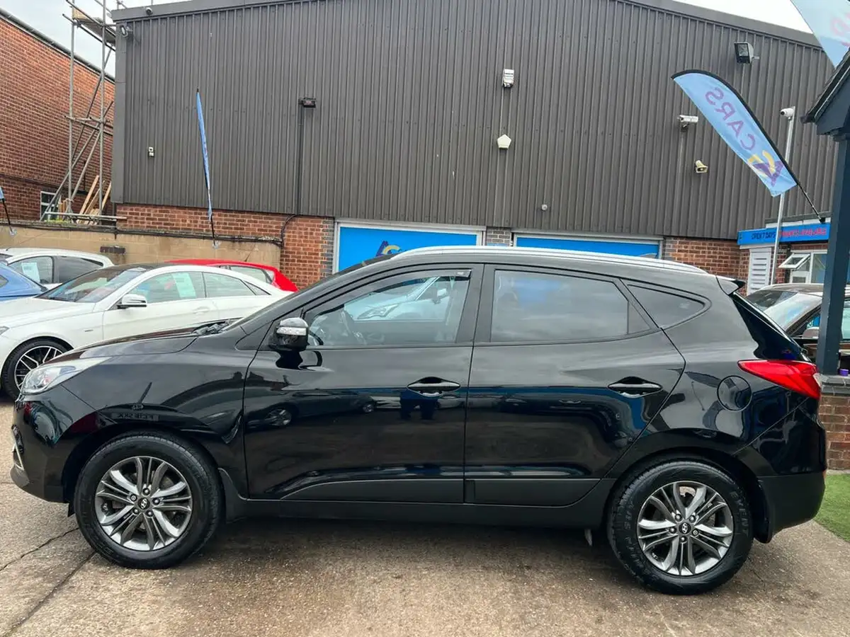 2013-hyundai-ix35-17td-se-nav-big-41