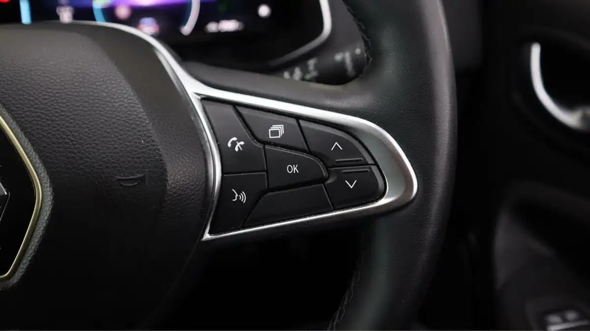 2022-renault-zoe-e-iconic-135ps-r135ze50-boost-charge-big-24