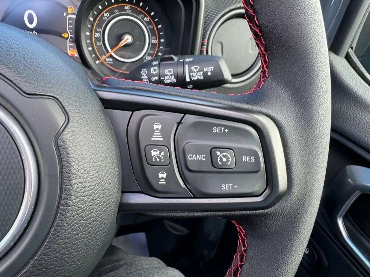 2025-jeep-wrangler-20-gme-rubicon-5d-big-32