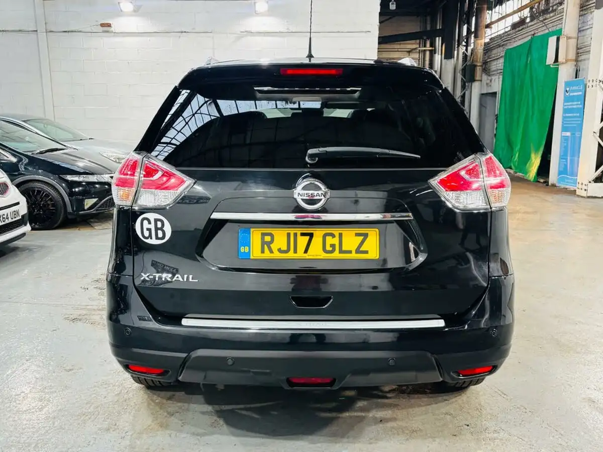 2017-nissan-x-trail-16dci-tekna-4x4-7-seat-big-3