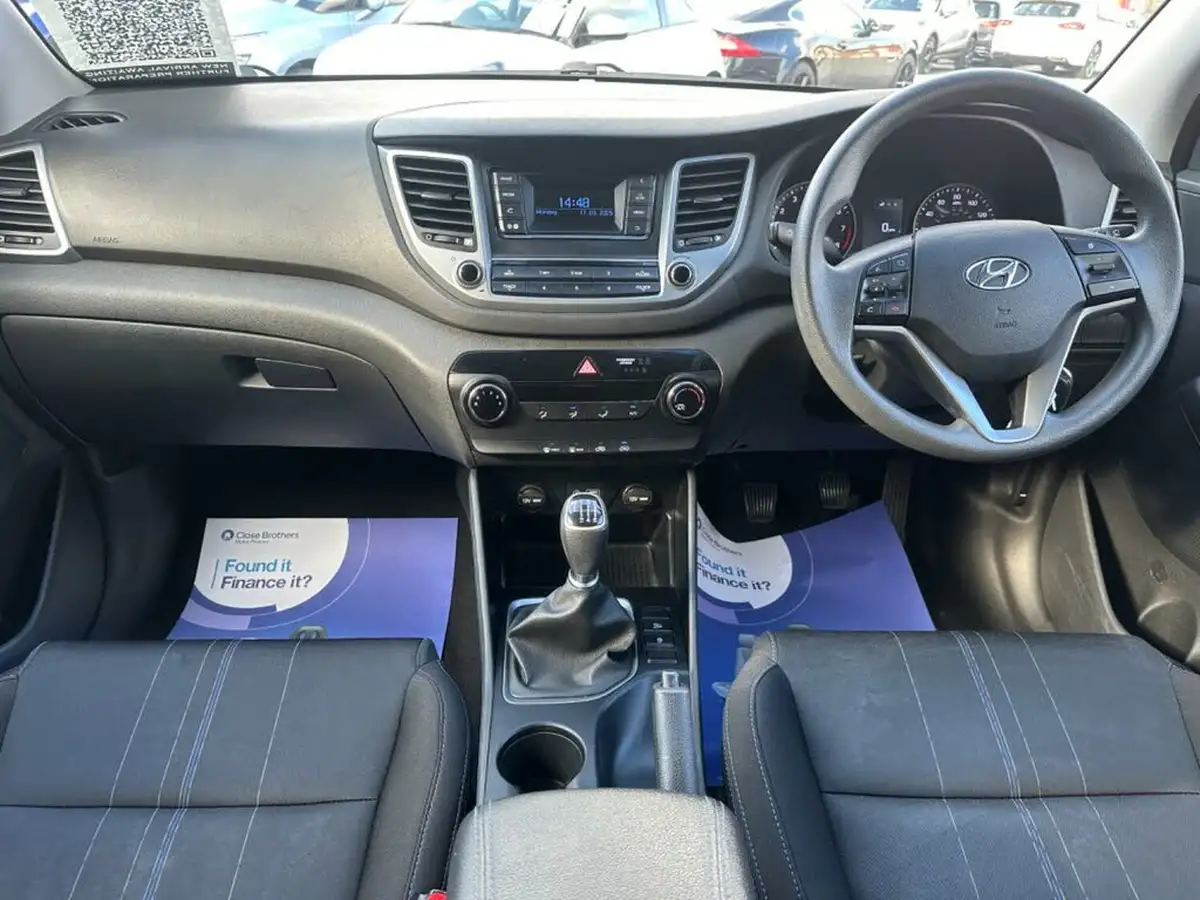 2016-hyundai-tucson-16-gdi-blue-drive-s-big-2