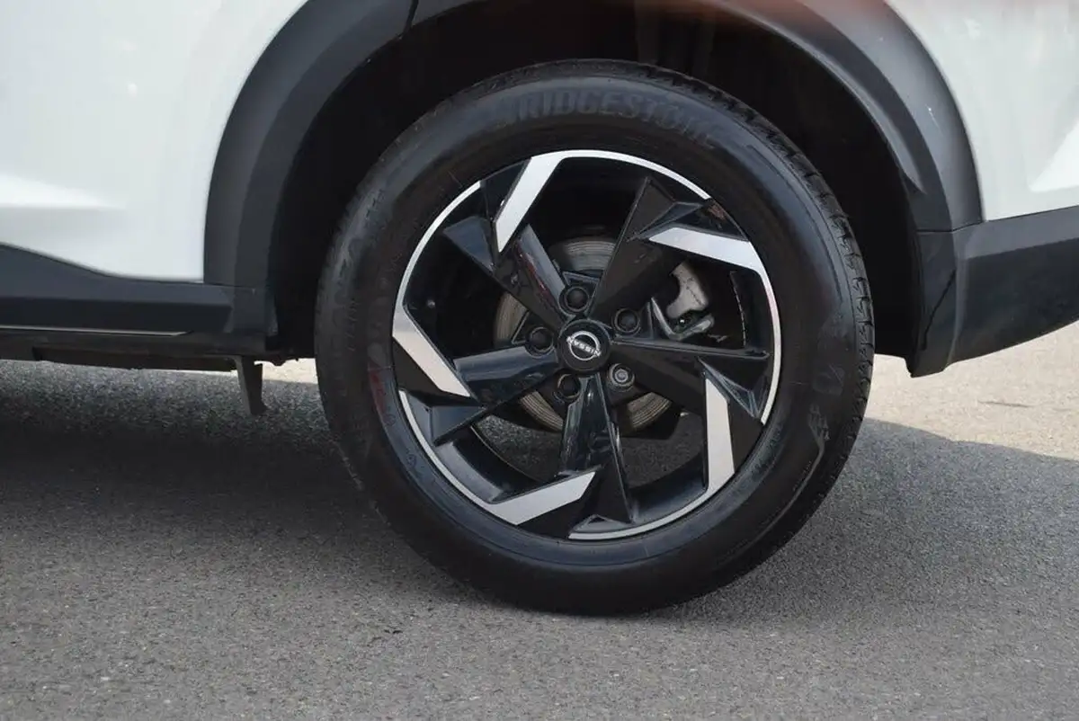 2024-nissan-juke-10-dig-t-n-connecta-dct-big-9