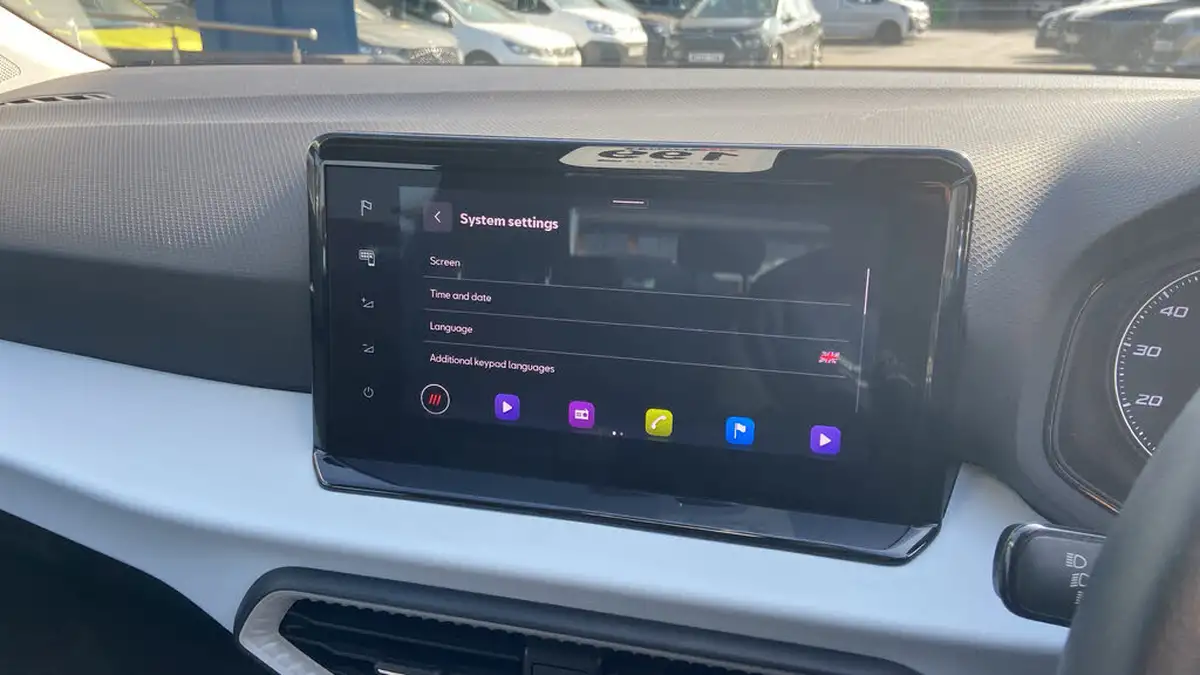 2022-seat-ibiza-10-tsi-se-technology-big-28