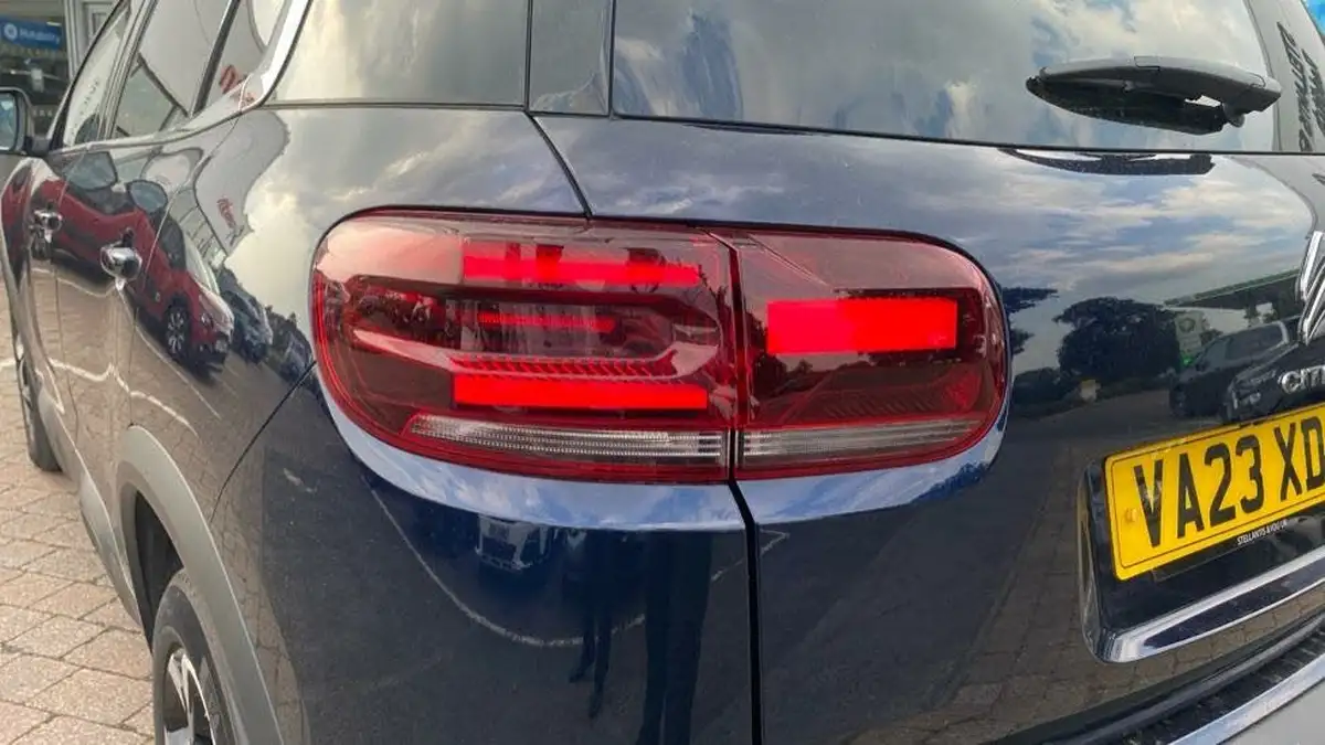 2023-citroen-c5-aircross-15bluehdi-sense-plus-ss-eat8-big-39