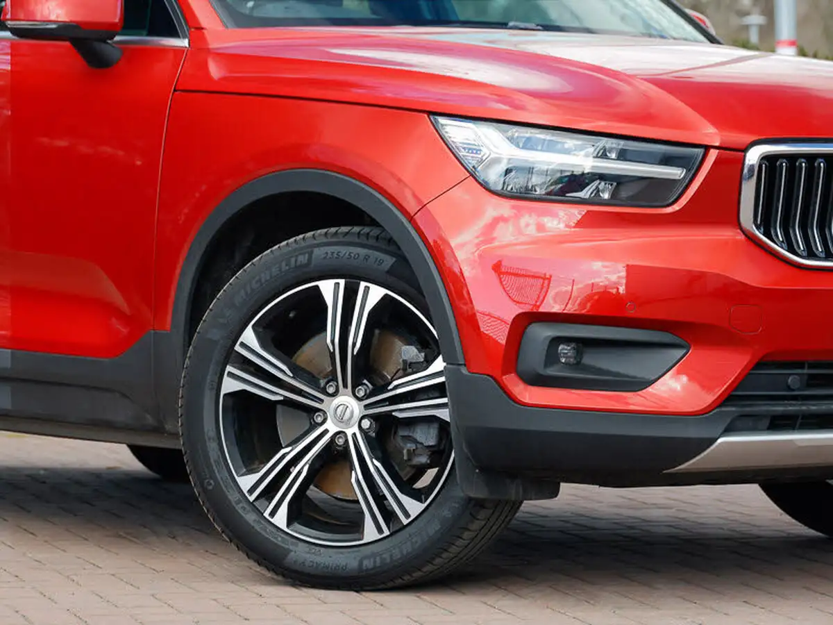 2021-volvo-xc40-15-t5-inscription-262bhp-big-8