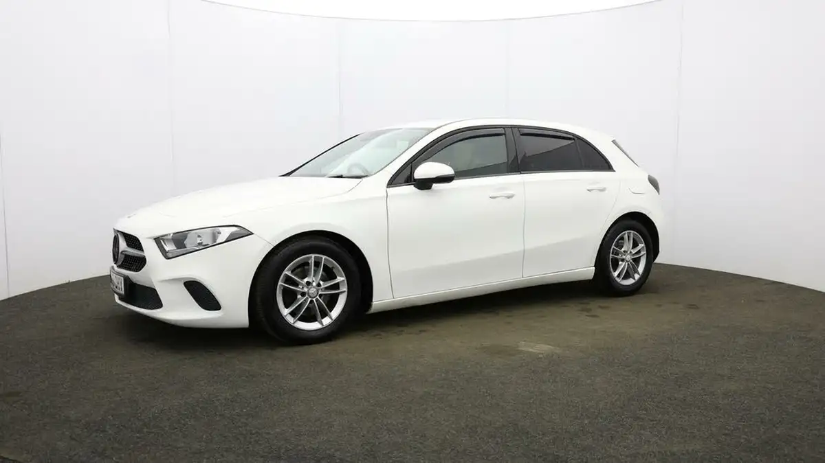 2018-mercedes-benz-a-class-15d-a180d-se-116ps-ss-7g-dct-big-26