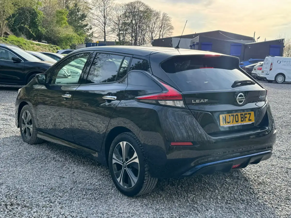 2020-nissan-leaf-e-n-connecta-big-4