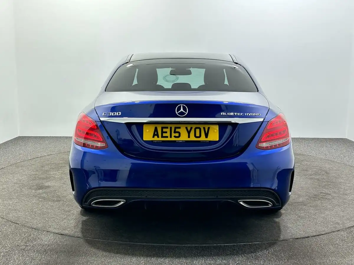 2015-mercedes-benz-c-class-21cdi-c300-amg-line-premiumss-saloon-4d-big-5