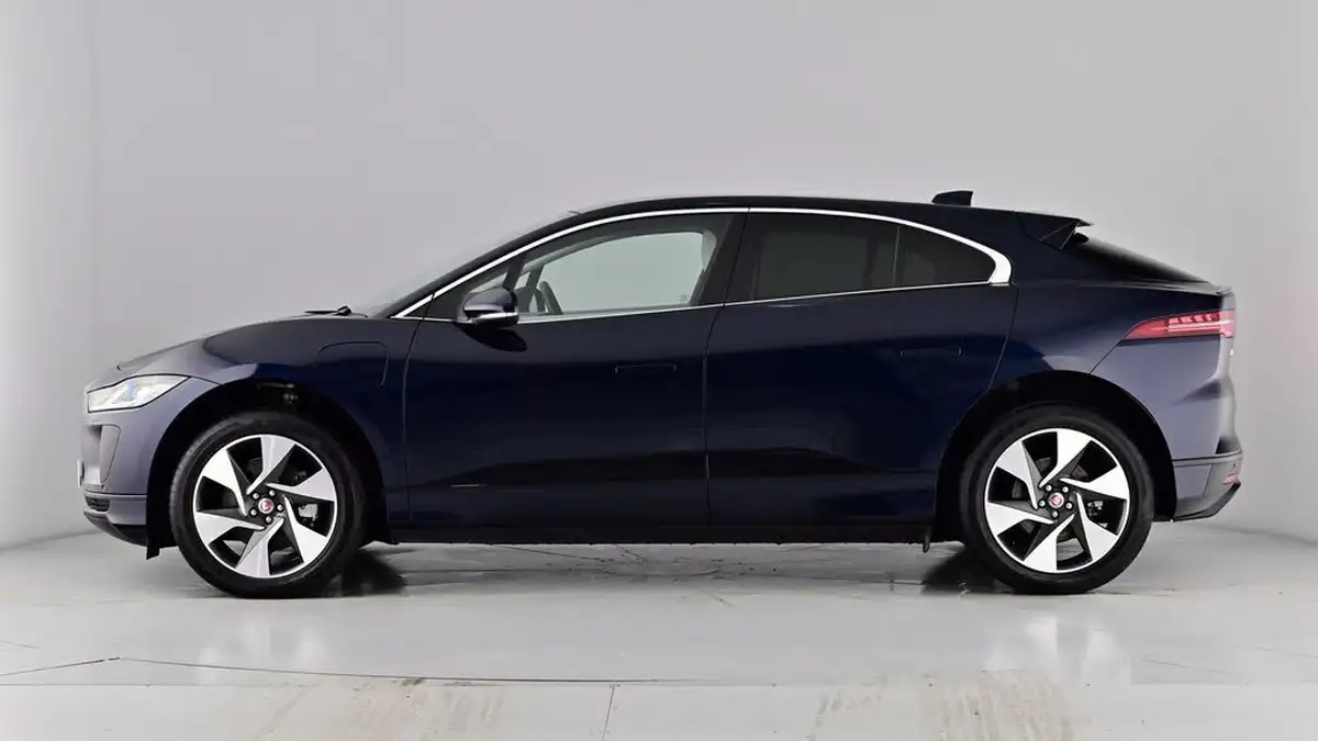 2022-jaguar-i-pace-ev400-se-big-63
