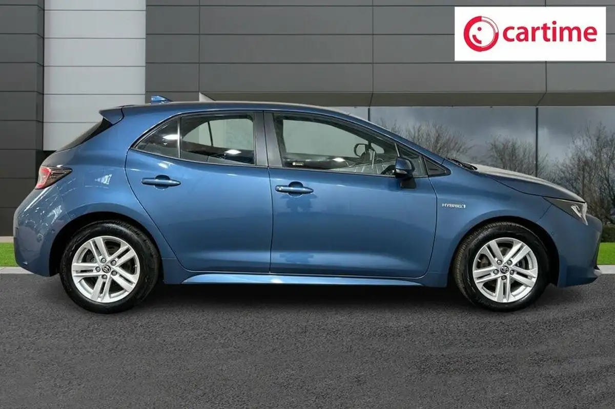 2021-toyota-corolla-18-vvt-i-icon-tech-spare-wheel-hatchback-5d-big-1