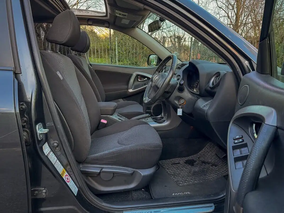 2007-toyota-rav4-20-xt-r-auto-big-29