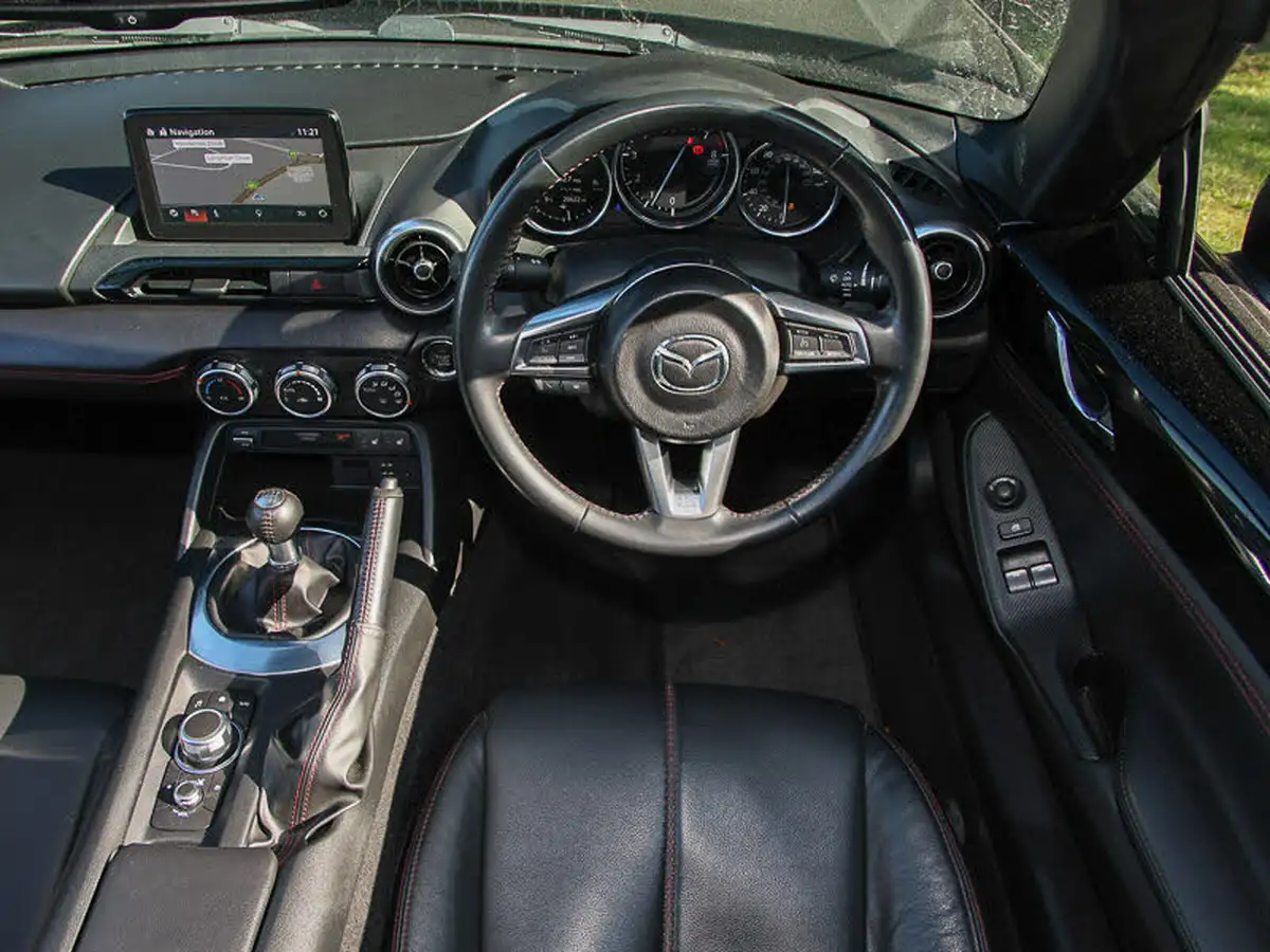 2019-mazda-mx-5-20-sport-nav-ss-rf-big-5