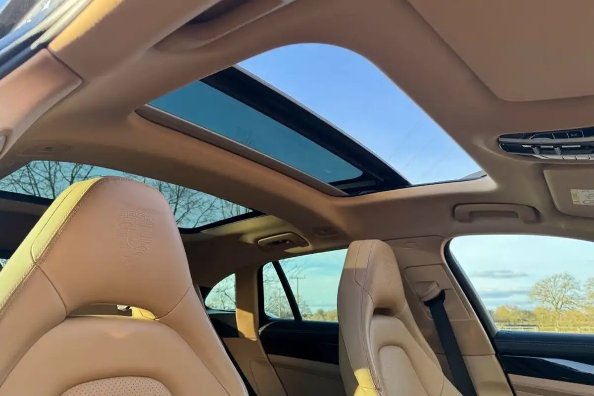 2018-porsche-panamera-29-v6-4-e-hybrid-sport-turismo-big-4
