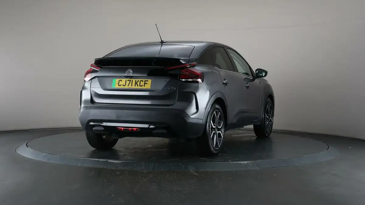 2022-citroen-c4-e-shine-big-60