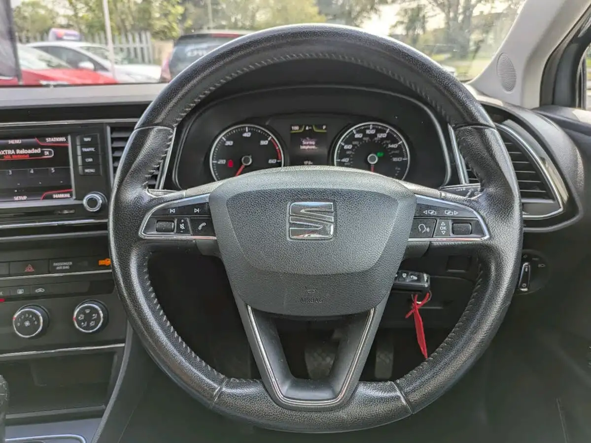2015-seat-leon-16tdi-se-tech-pack-105ps-sports-tourer-5d-dsg-big-9