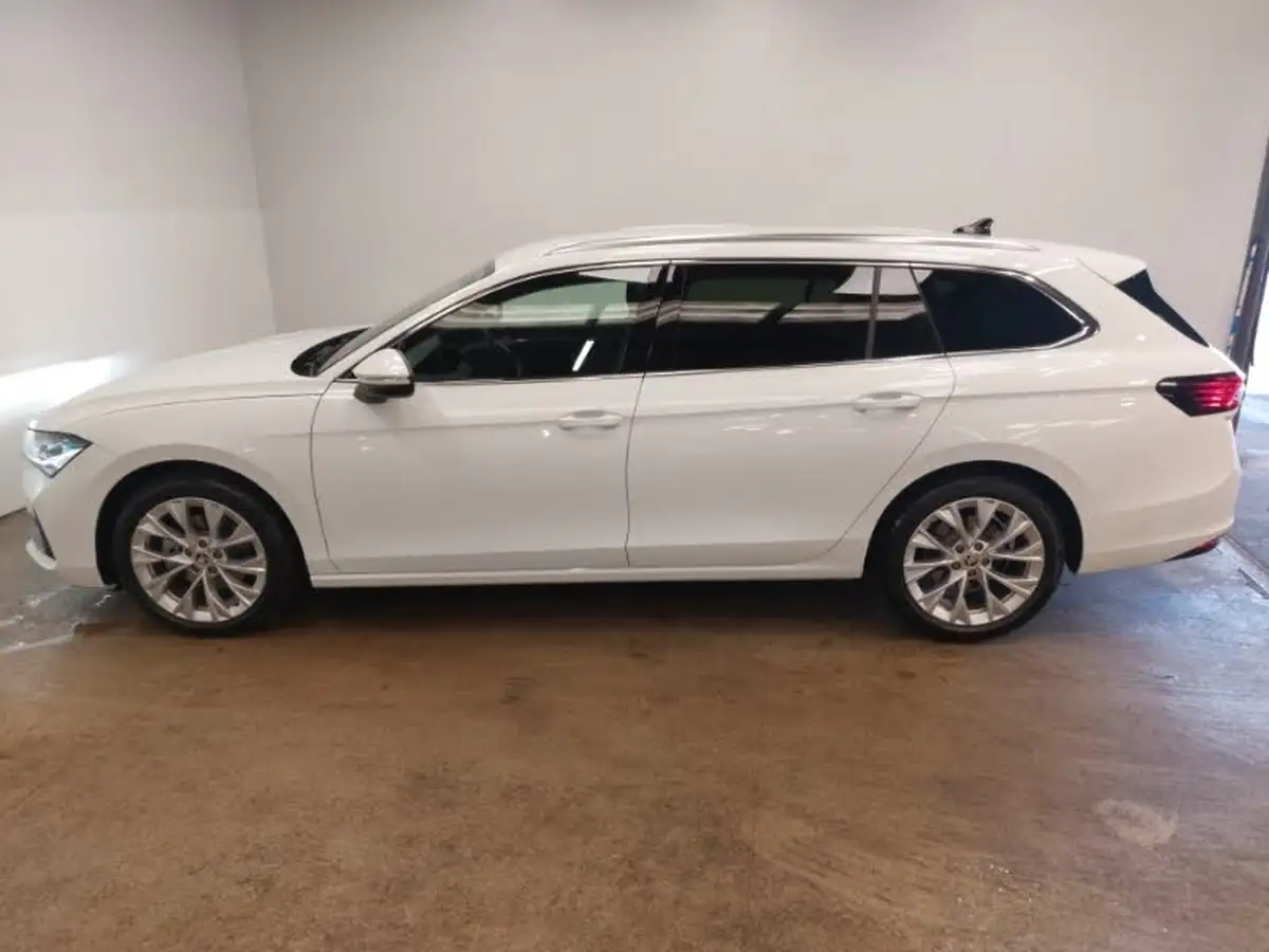2024-skoda-superb-20tdi-se-l-150ps-scr-estate-dsg-big-3