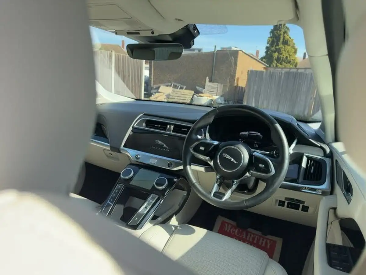 2019-jaguar-i-pace-ev400-se-big-22