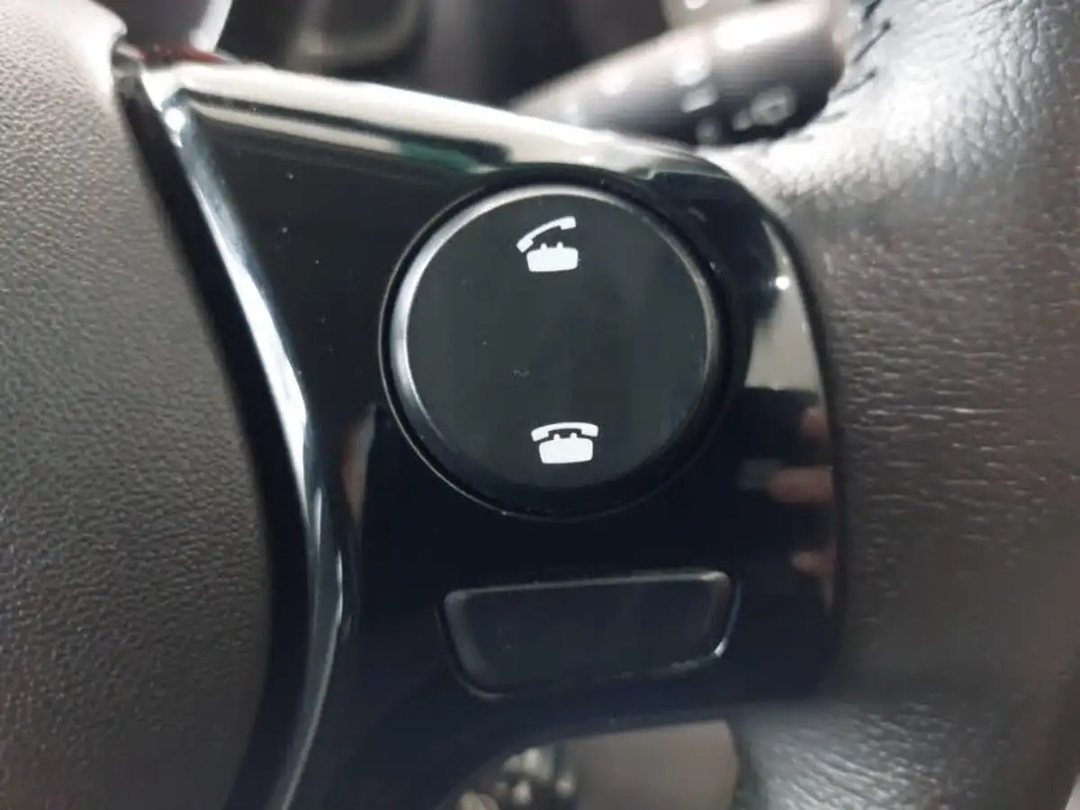 2017-toyota-aygo-10-vvt-i-x-press-71bhp-big-14