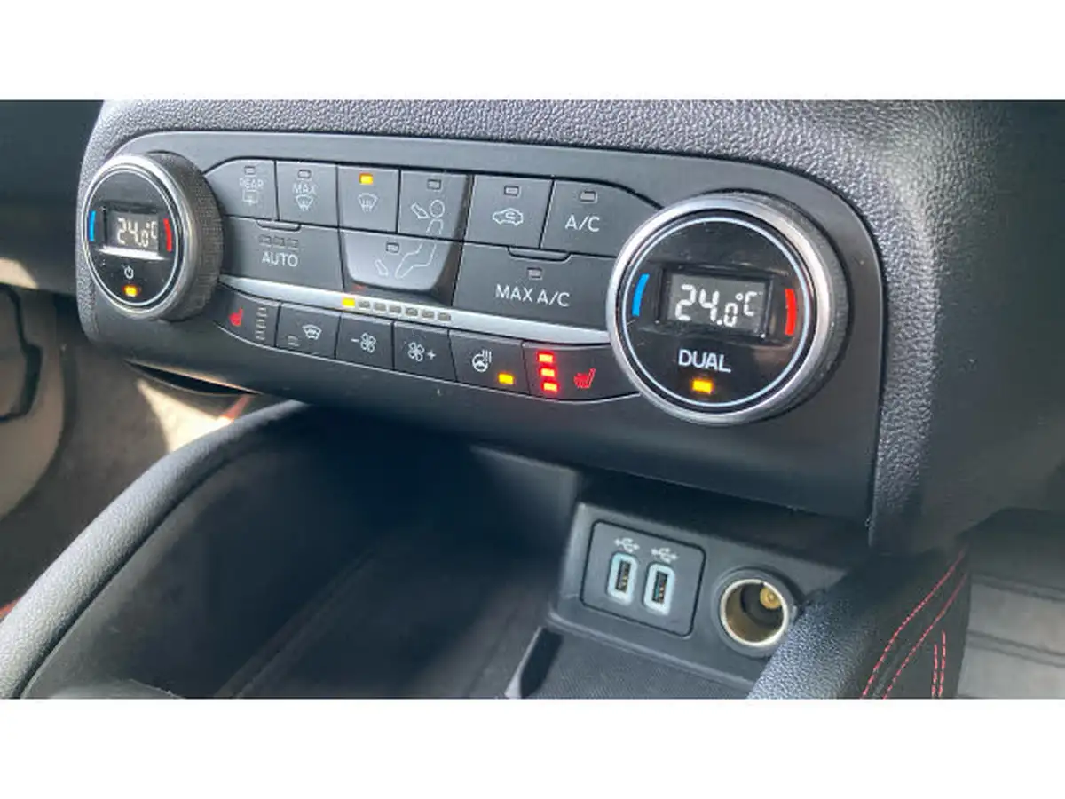 2020-ford-focus-10t-st-line-x-estate-auto-big-24